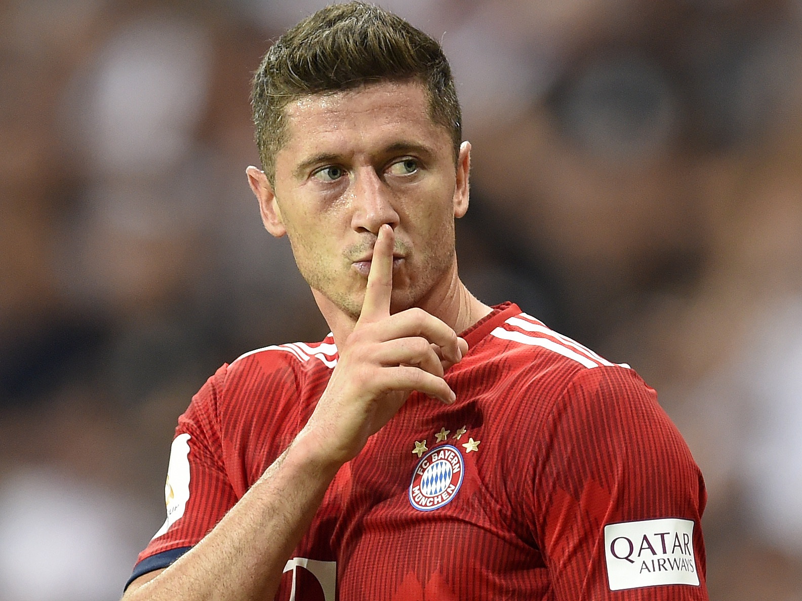 Robert Lewandowski igra z Bayernem Monachium. Kapitan ...